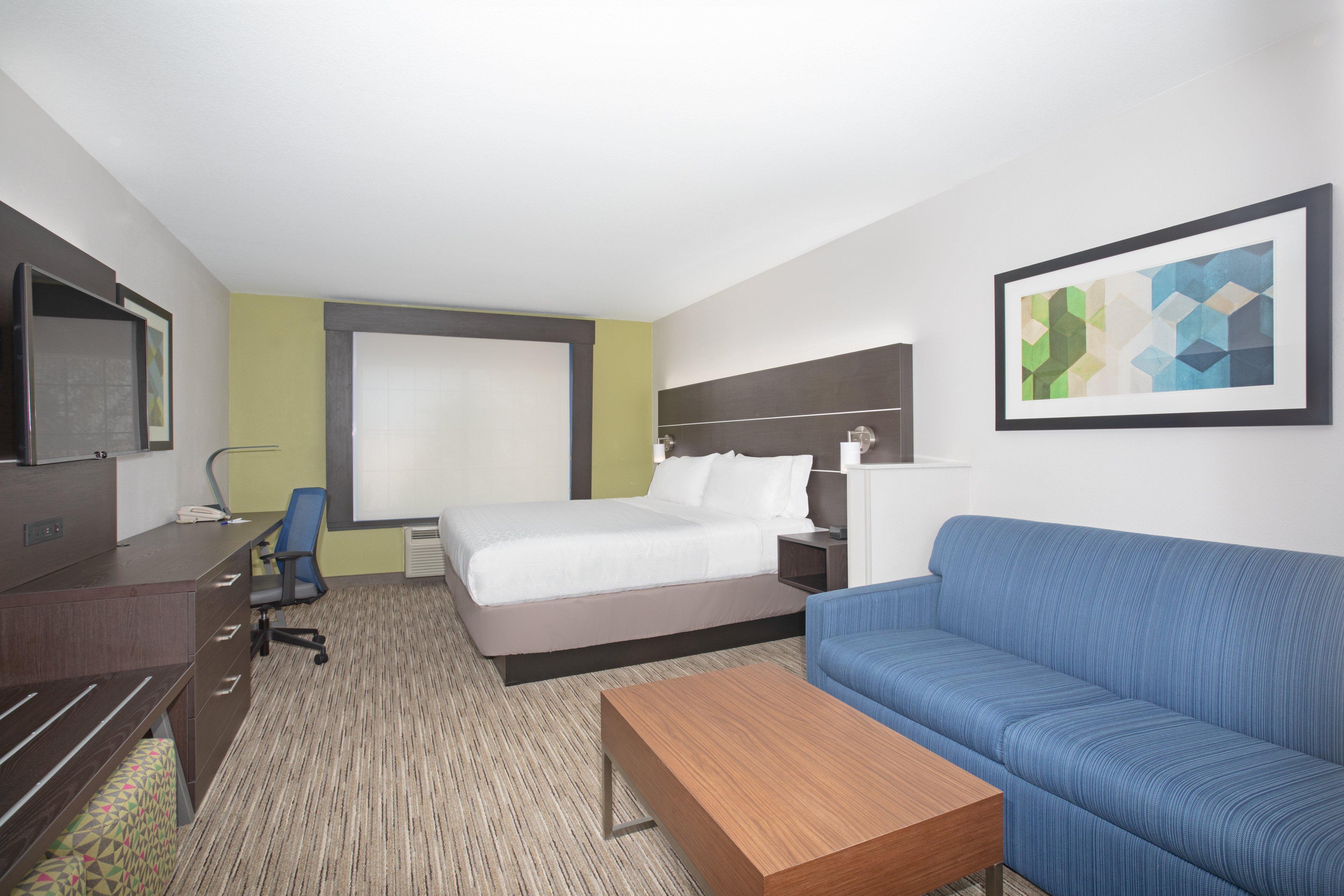 Holiday Express & By Ihg Hotel